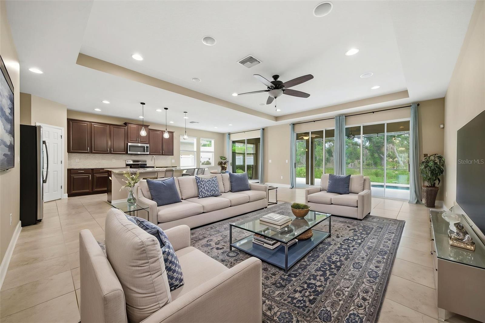 Image 3 of 41 For 5307 65th Terrace E