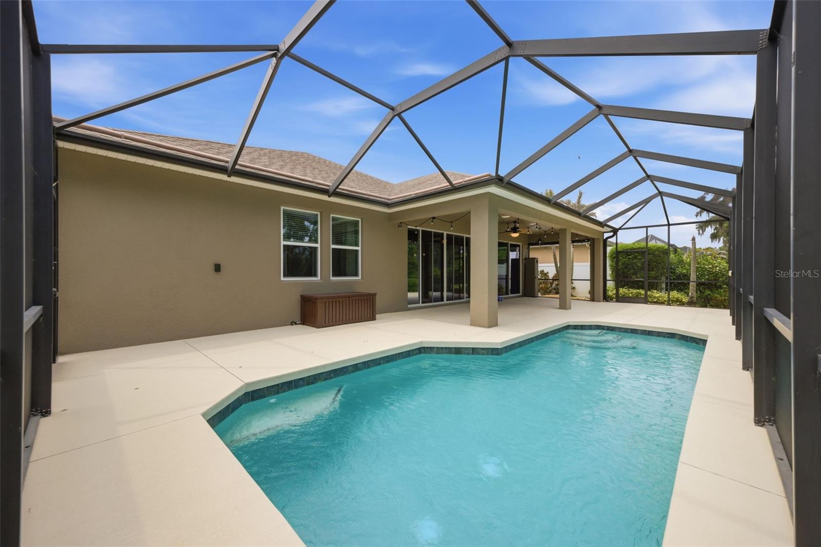 Image 36 of 41 For 5307 65th Terrace E