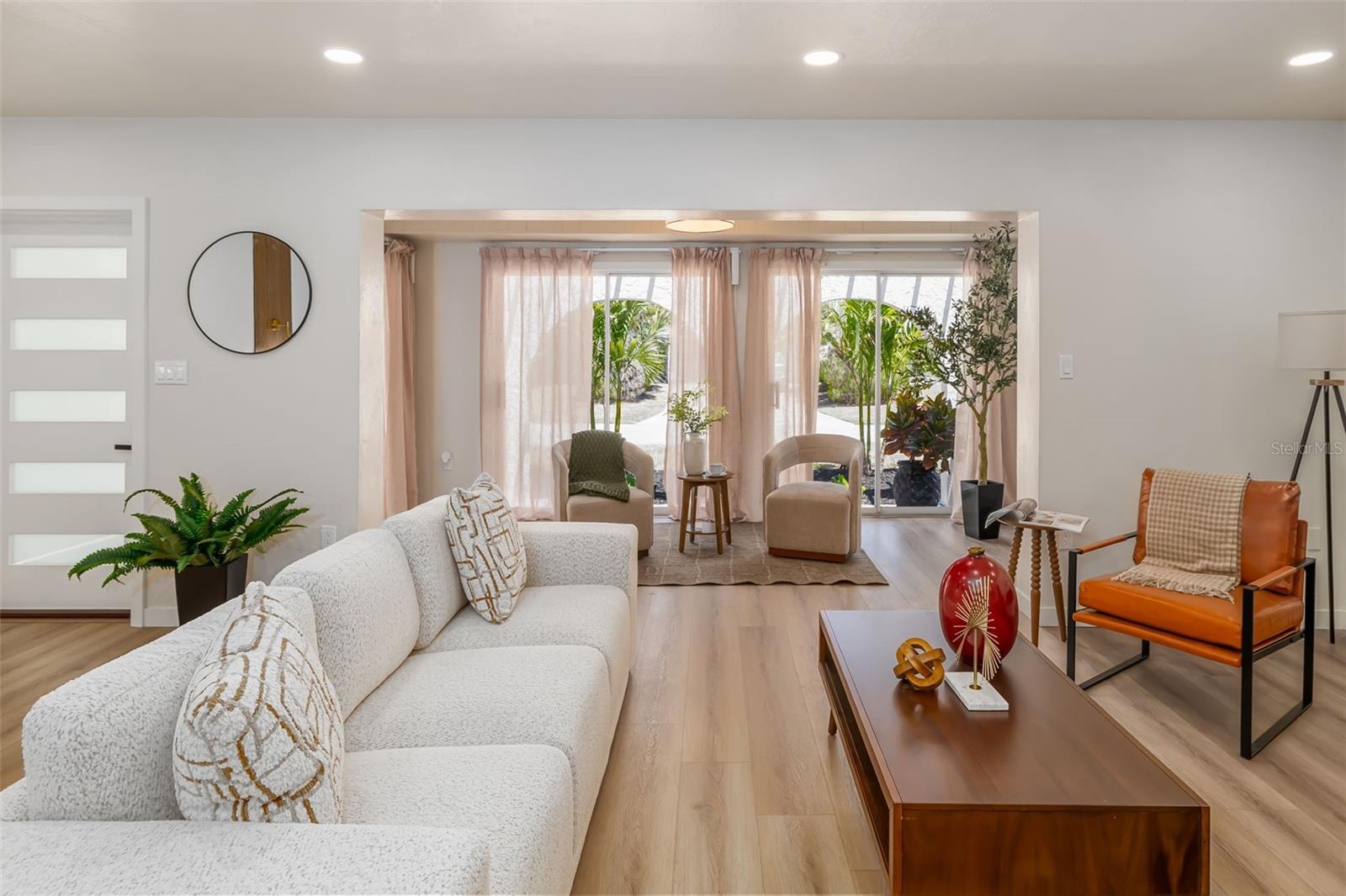 Image 12 of 82 For 2436 Goldenrod Street