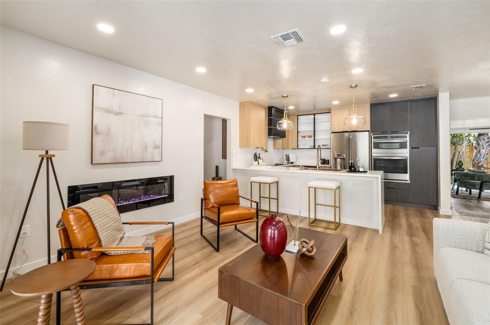 Image 20 of 82 For 2436 Goldenrod Street