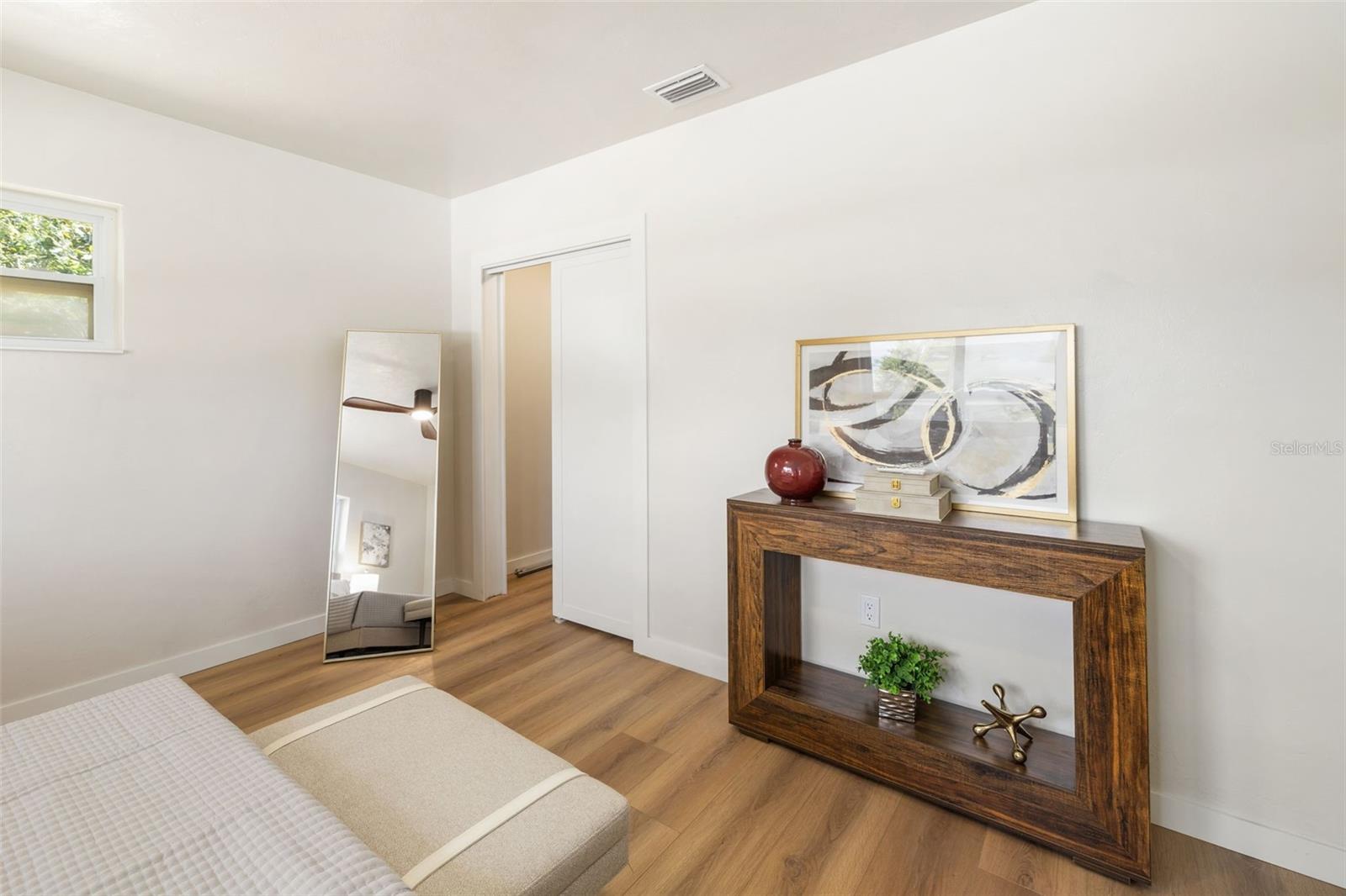 Image 26 of 82 For 2436 Goldenrod Street