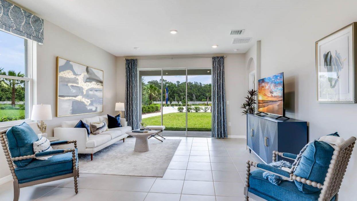 Image 6 of 23 For 15812 8th Place E