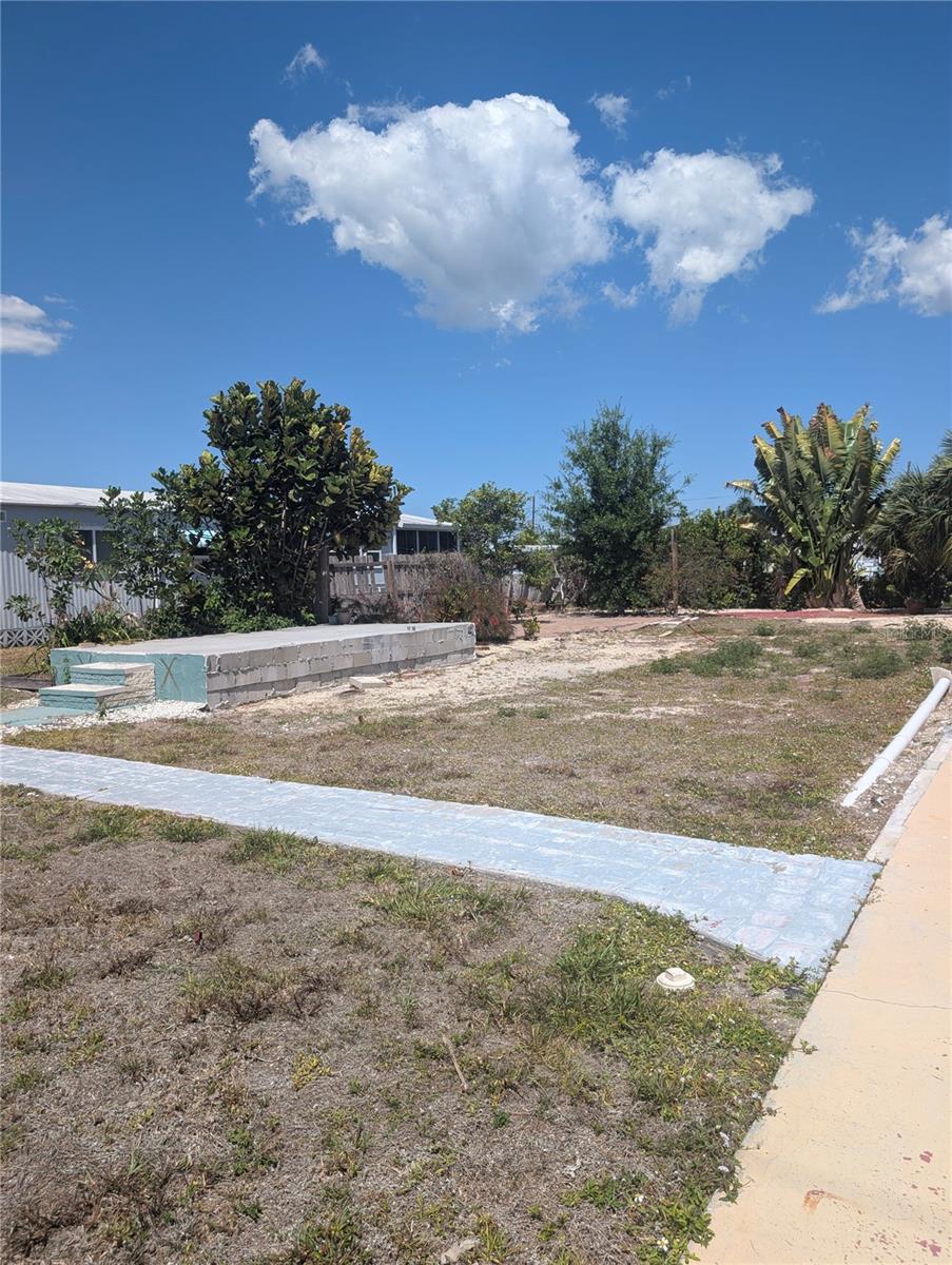 Image 2 of 9 For 1273 Kingfisher Drive