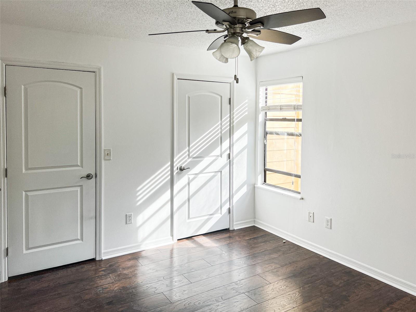 Image 16 of 20 For 11901 4th Street N 8102