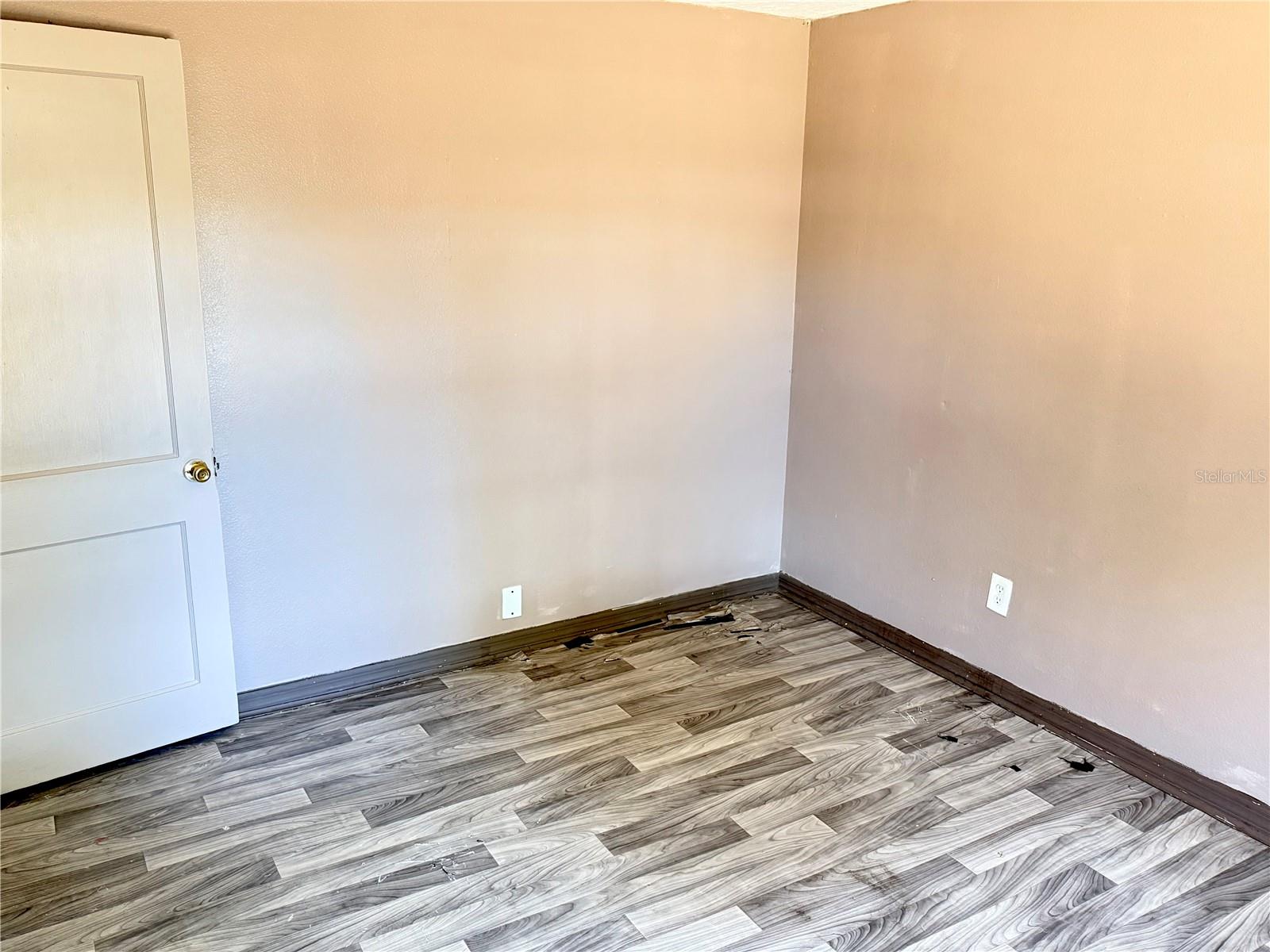 Image 14 of 26 For 3124 9th Street E