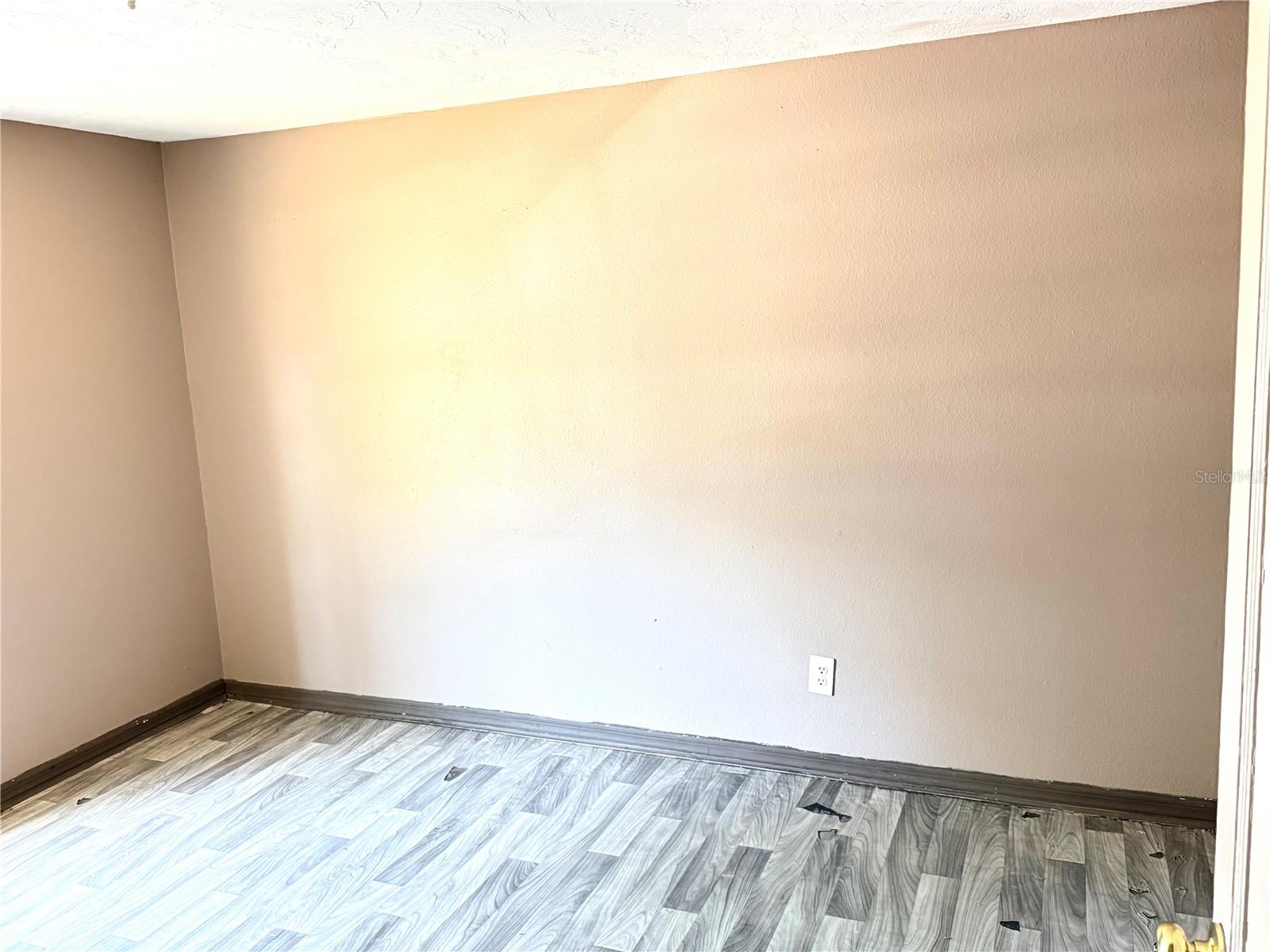 Image 16 of 26 For 3124 9th Street E