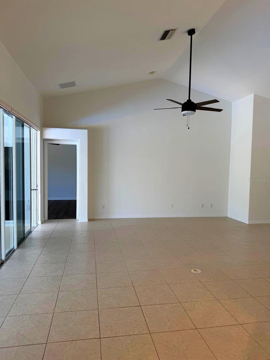 Image 42 of 47 For 2429 Jasmine Way