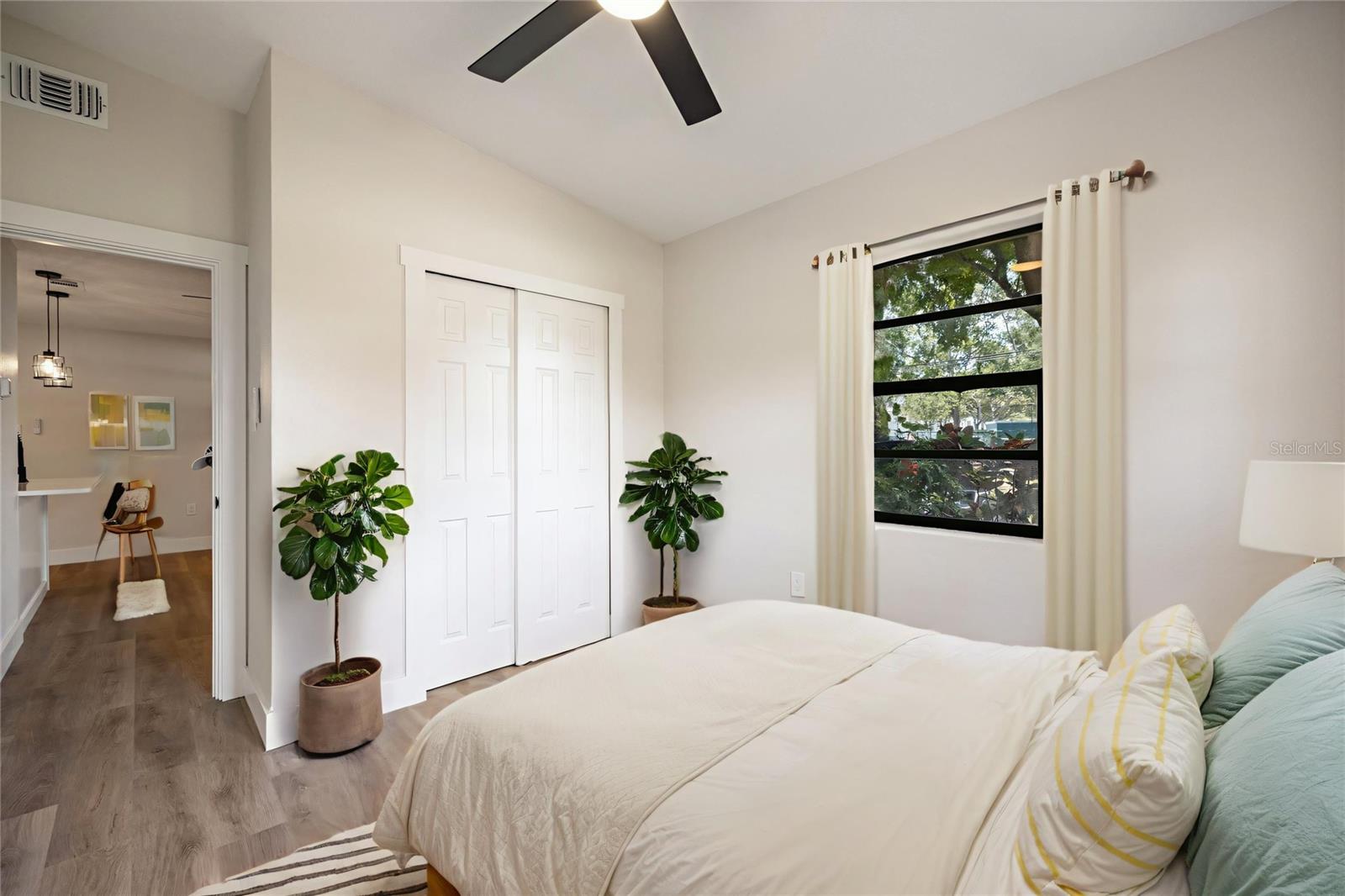 Image 23 of 44 For 11014 58th Street N