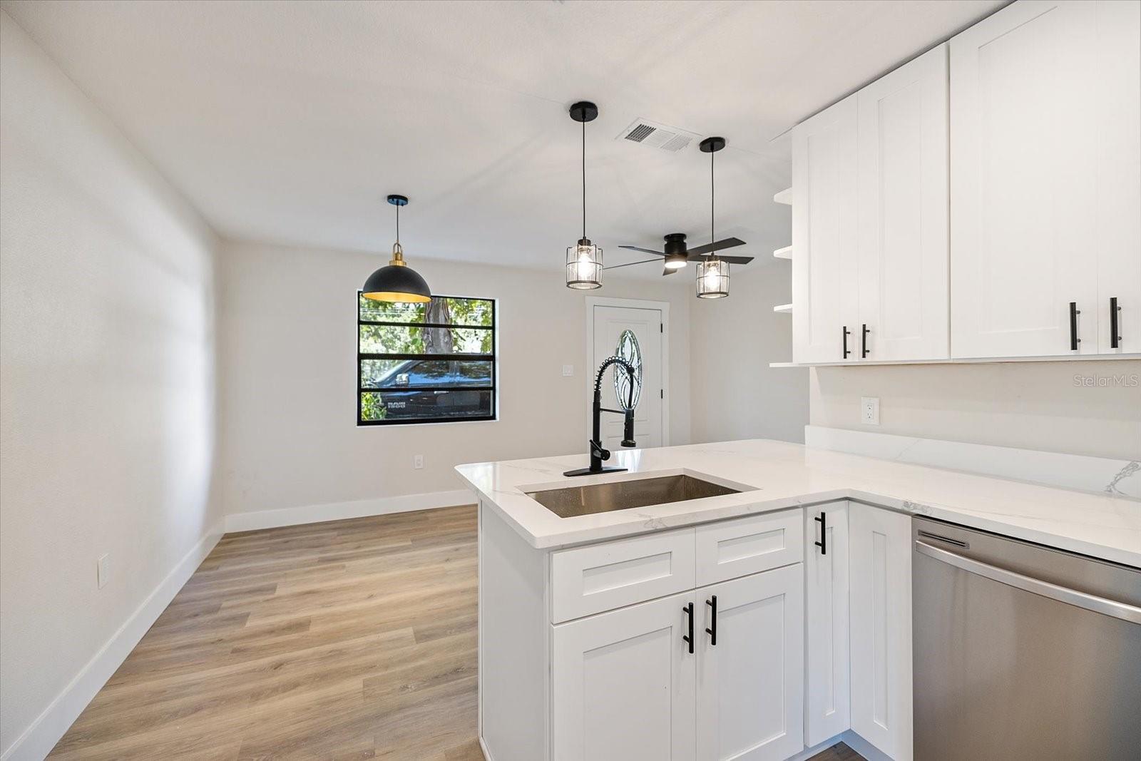 Image 8 of 44 For 11014 58th Street N