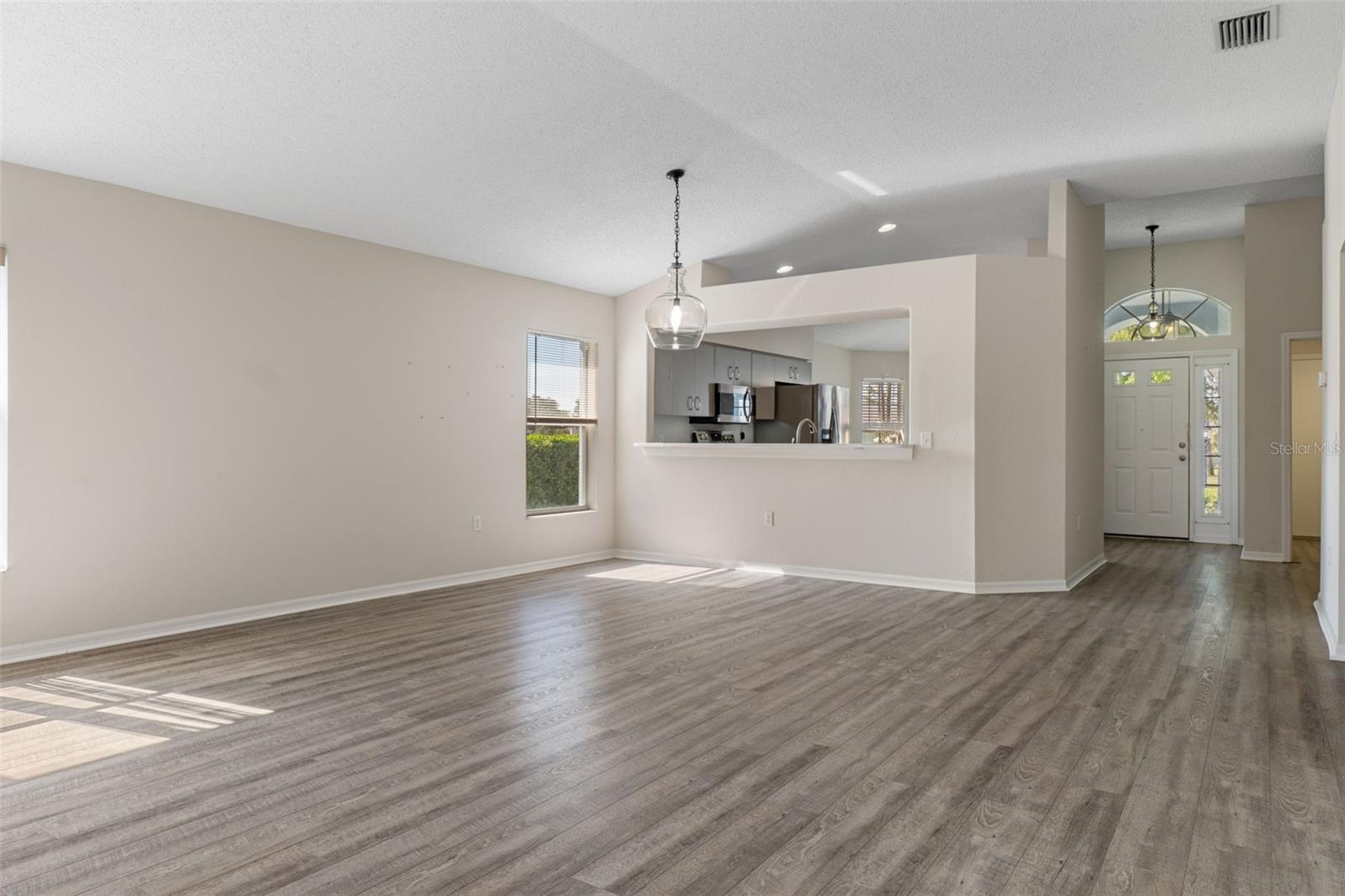 Image 13 of 50 For 18236 Webster Grove Drive