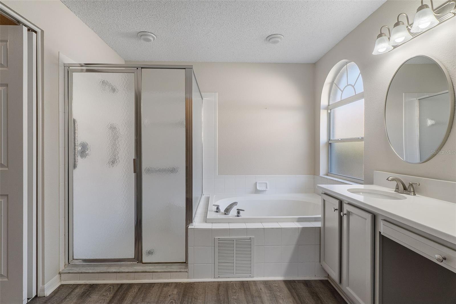 Image 33 of 50 For 18236 Webster Grove Drive