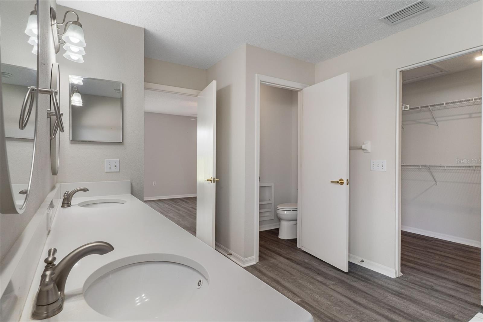 Image 34 of 50 For 18236 Webster Grove Drive