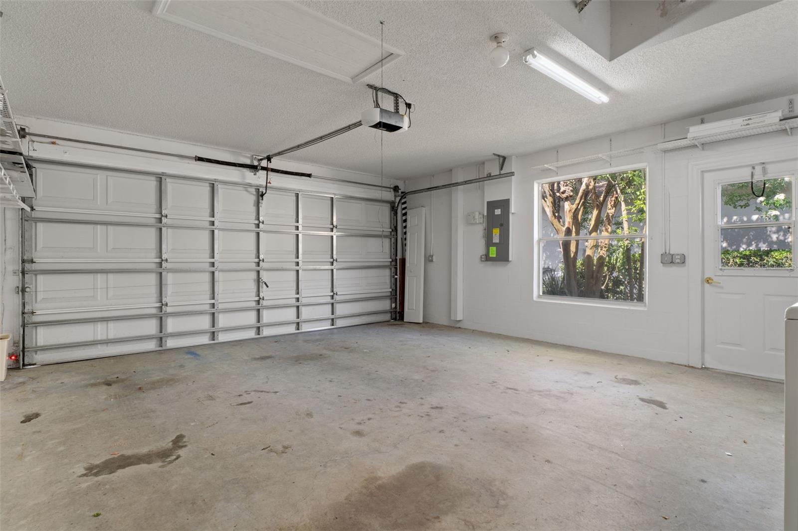 Image 44 of 50 For 18236 Webster Grove Drive