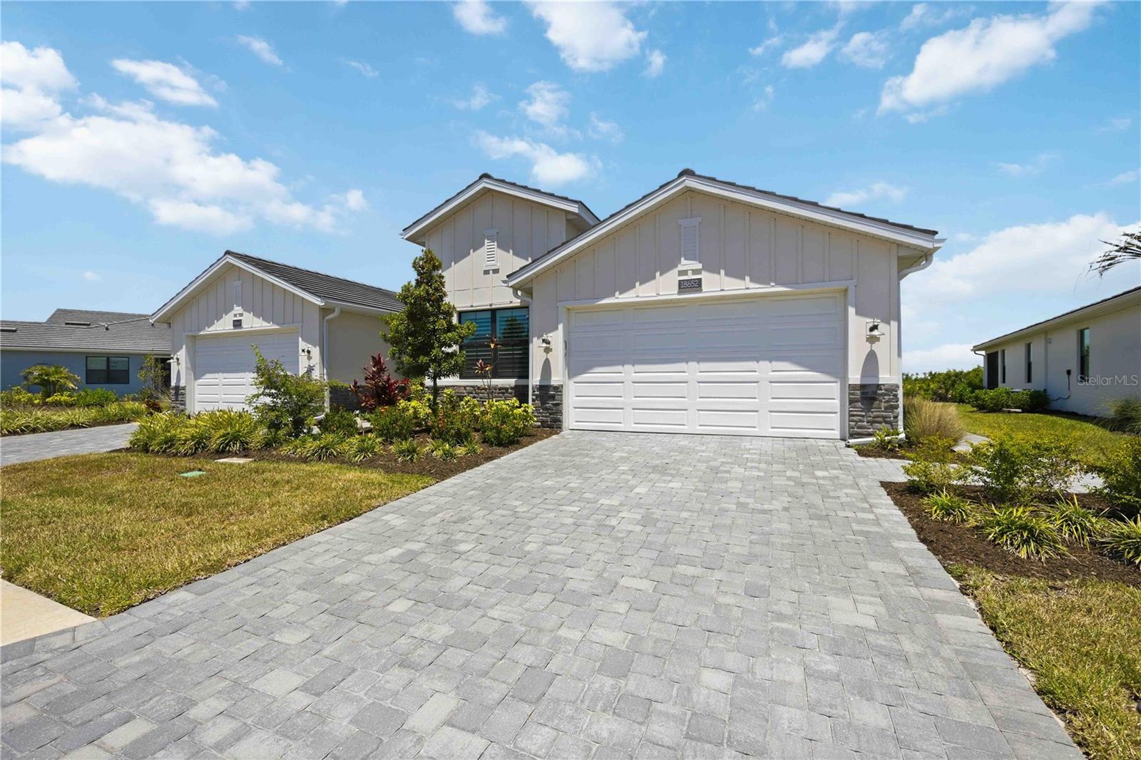 Details for 18652 Dayspring Place, VENICE, FL 34293