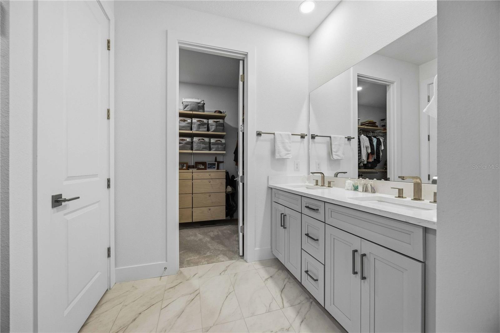 Listing photo id 25 for 18652 Dayspring Place