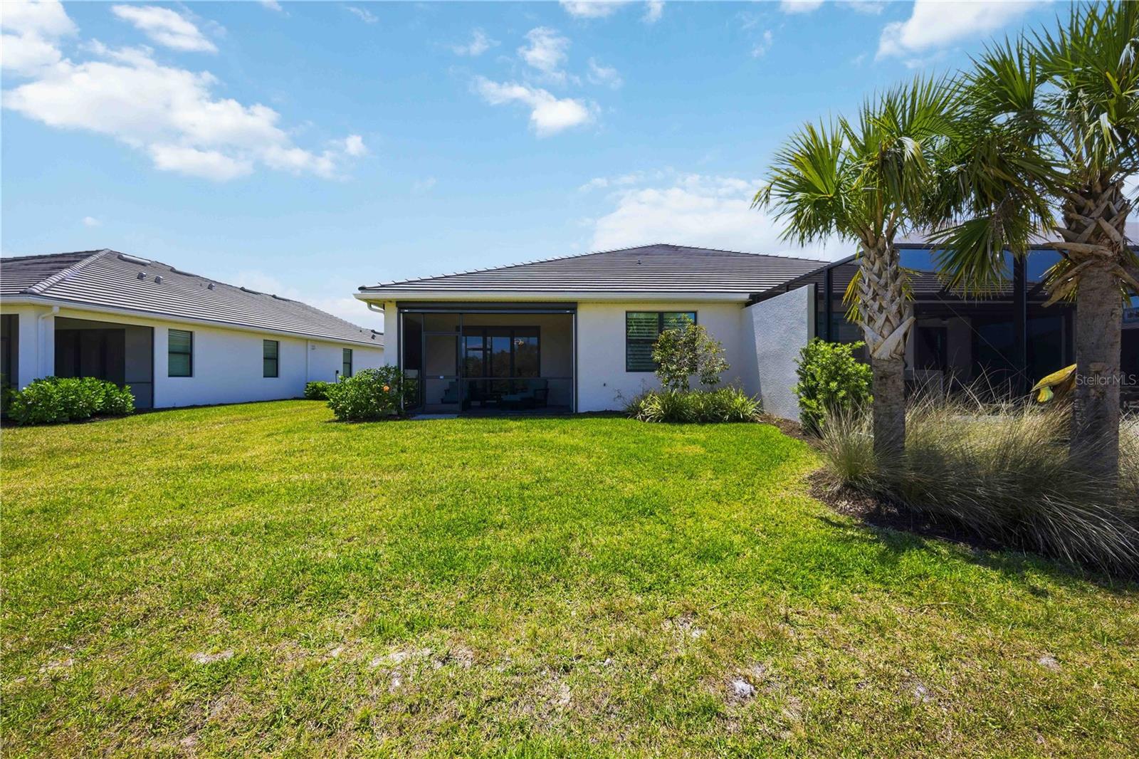 Listing photo id 44 for 18652 Dayspring Place