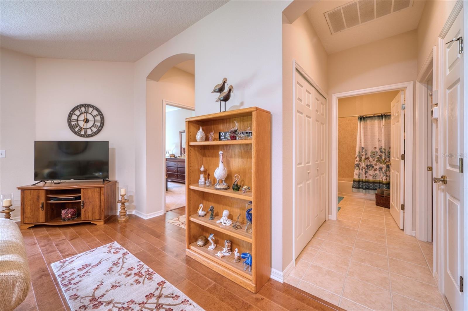 Image 16 of 39 For 8223 Simpson Falls Court