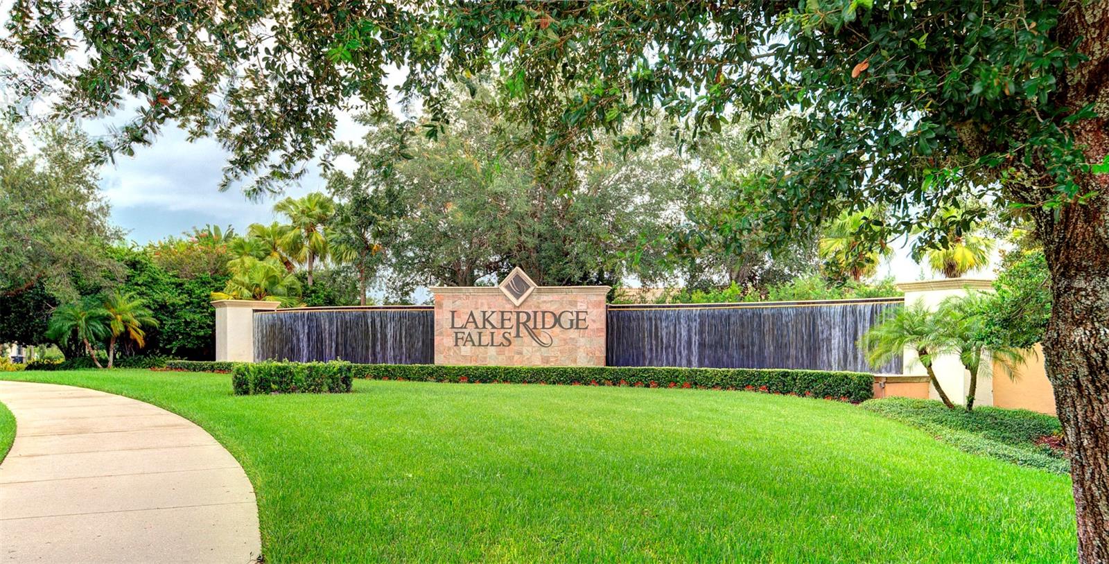 Image 30 of 39 For 8223 Simpson Falls Court