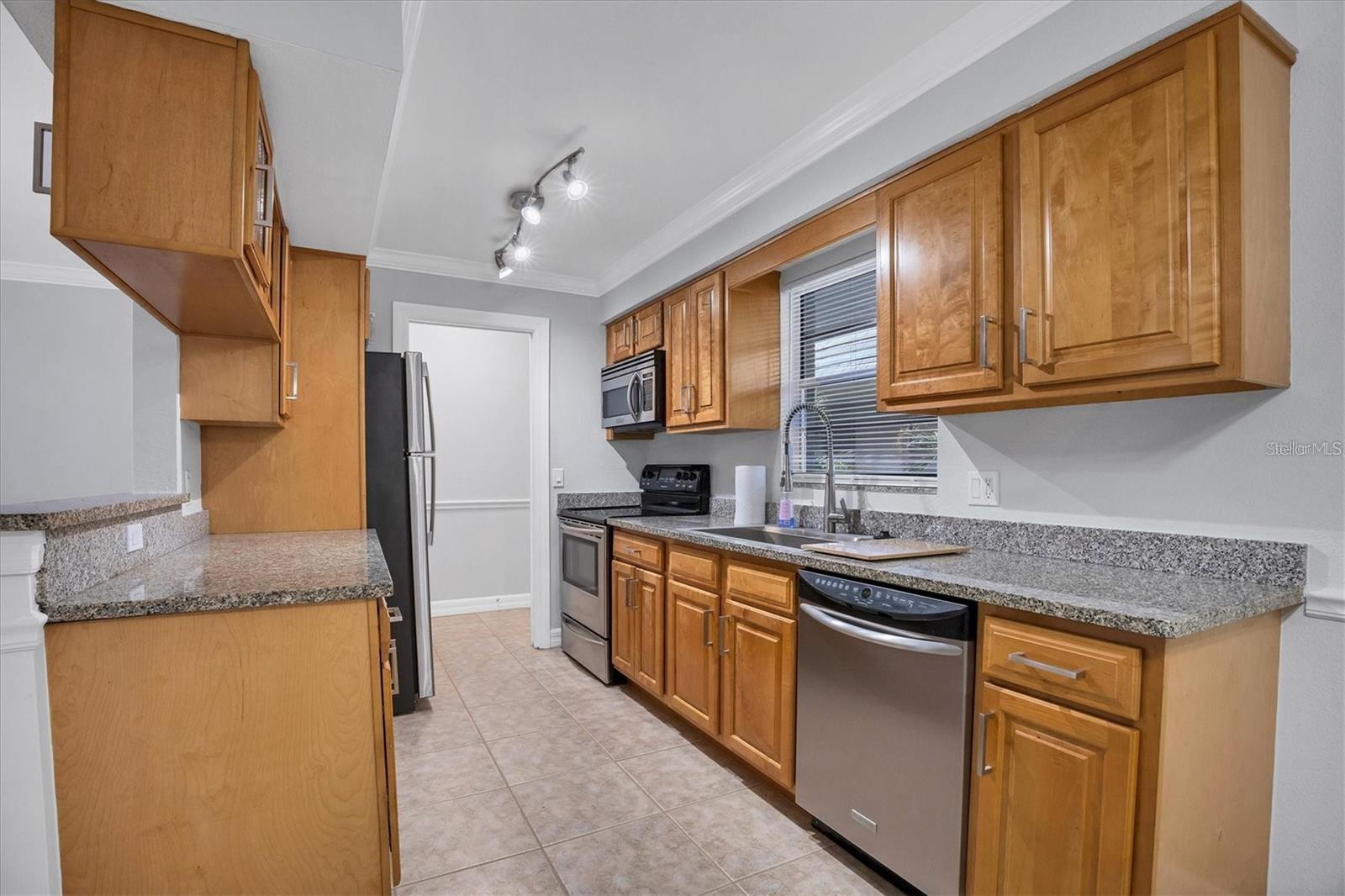 Image 5 of 39 For 3350 Osprey Avenue 209a