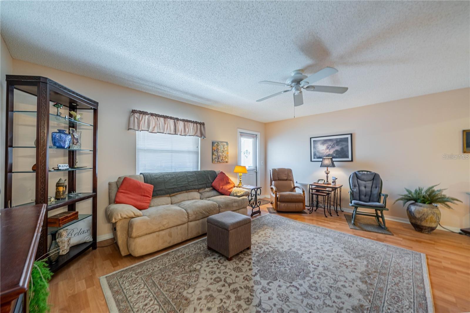 Image 6 of 16 For 709 Brockton Place Na