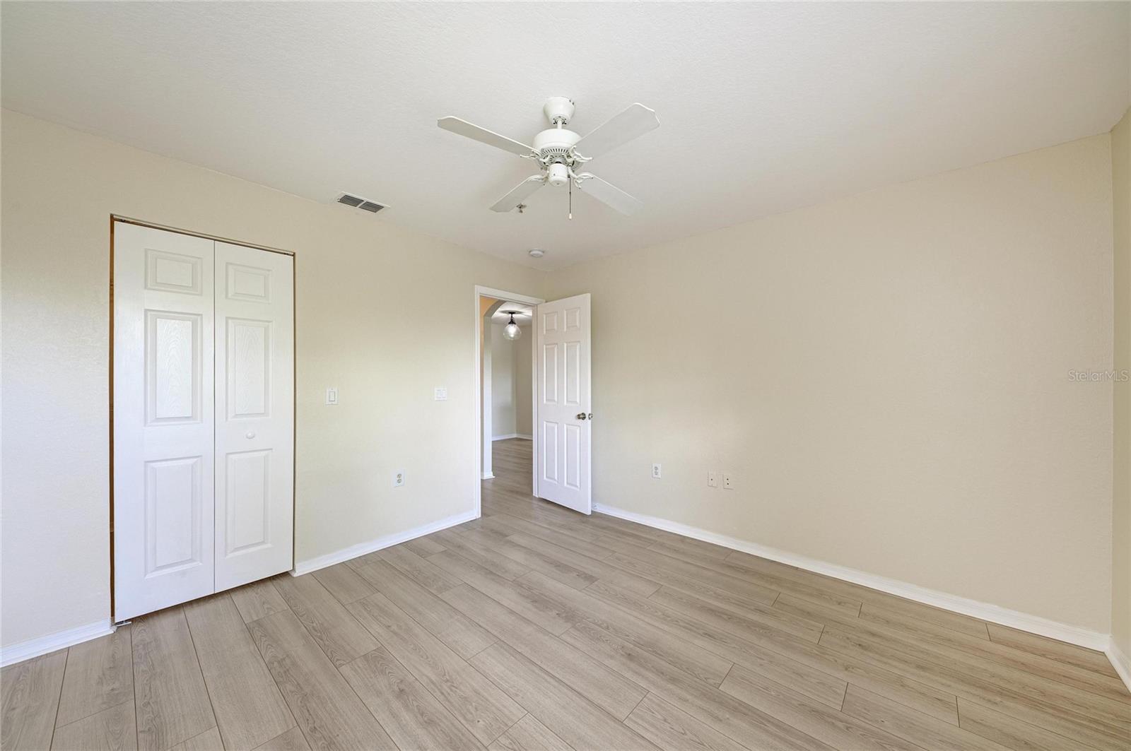 Image 30 of 54 For 8911 Manor Loop 207
