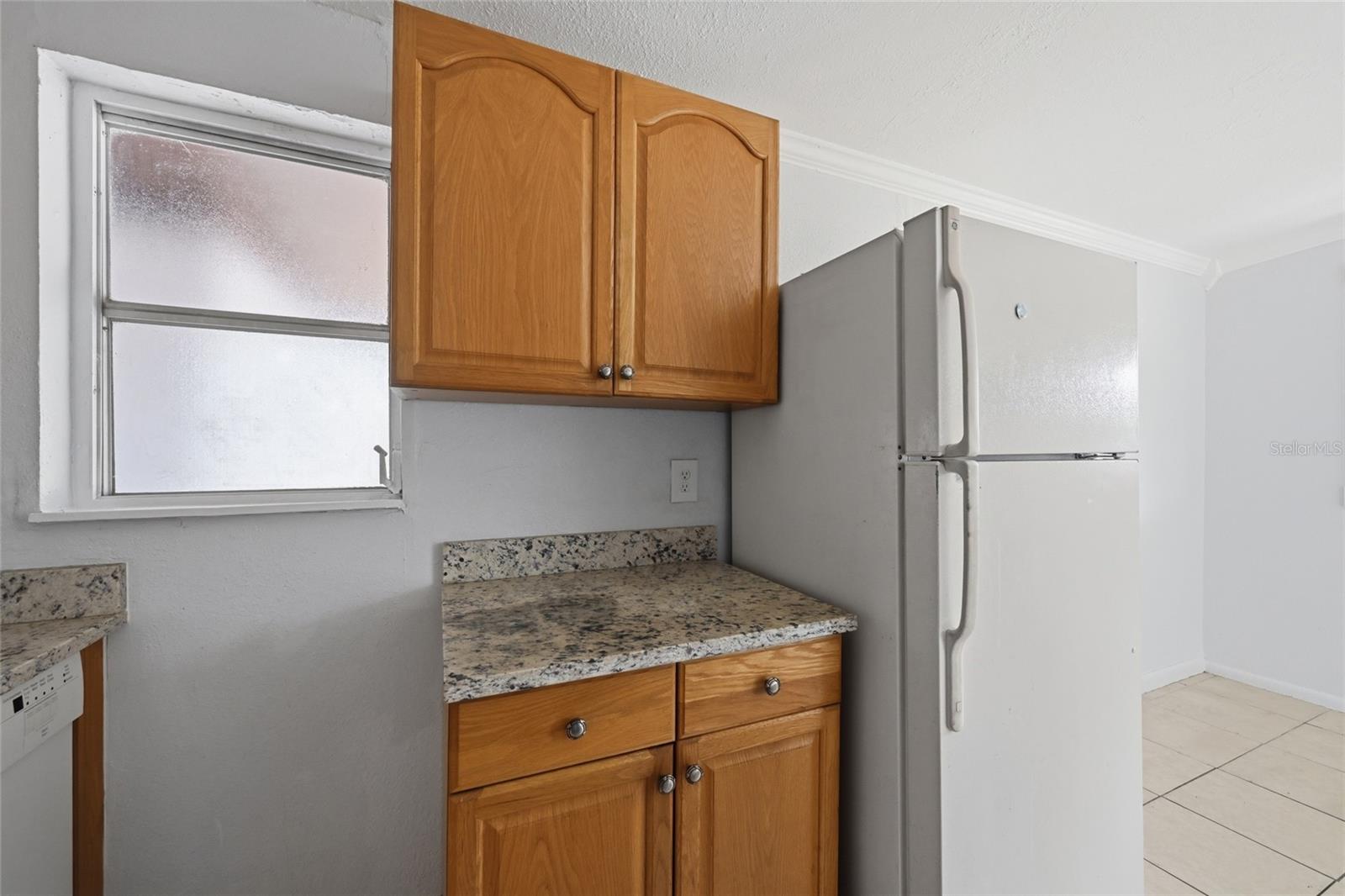 Image 13 of 22 For 1302 14th Street E