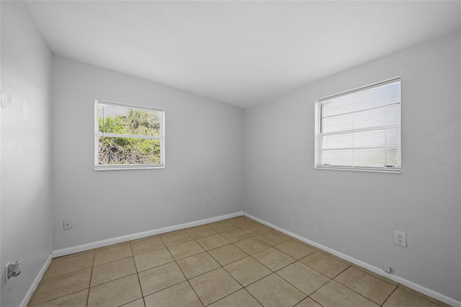 Image 15 of 22 For 1302 14th Street E