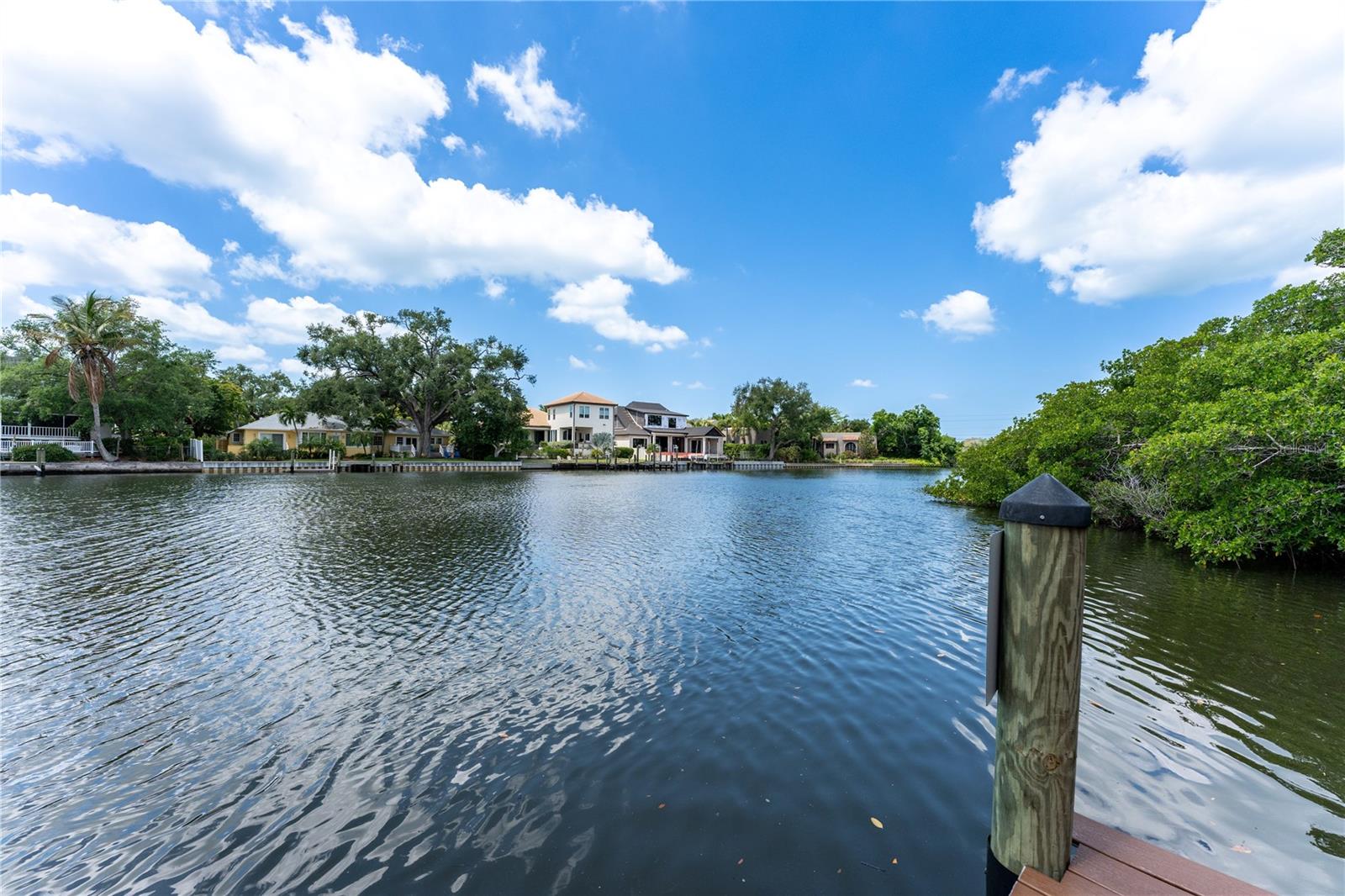 Image 41 of 90 For 850 Tamiami Trail 604
