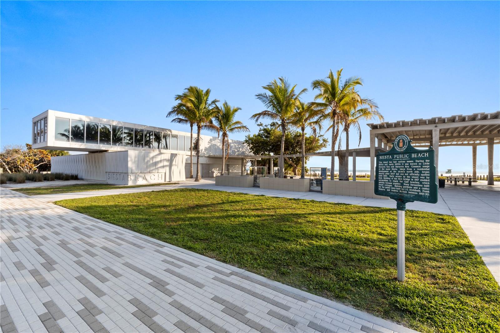 Image 76 of 90 For 850 Tamiami Trail 604