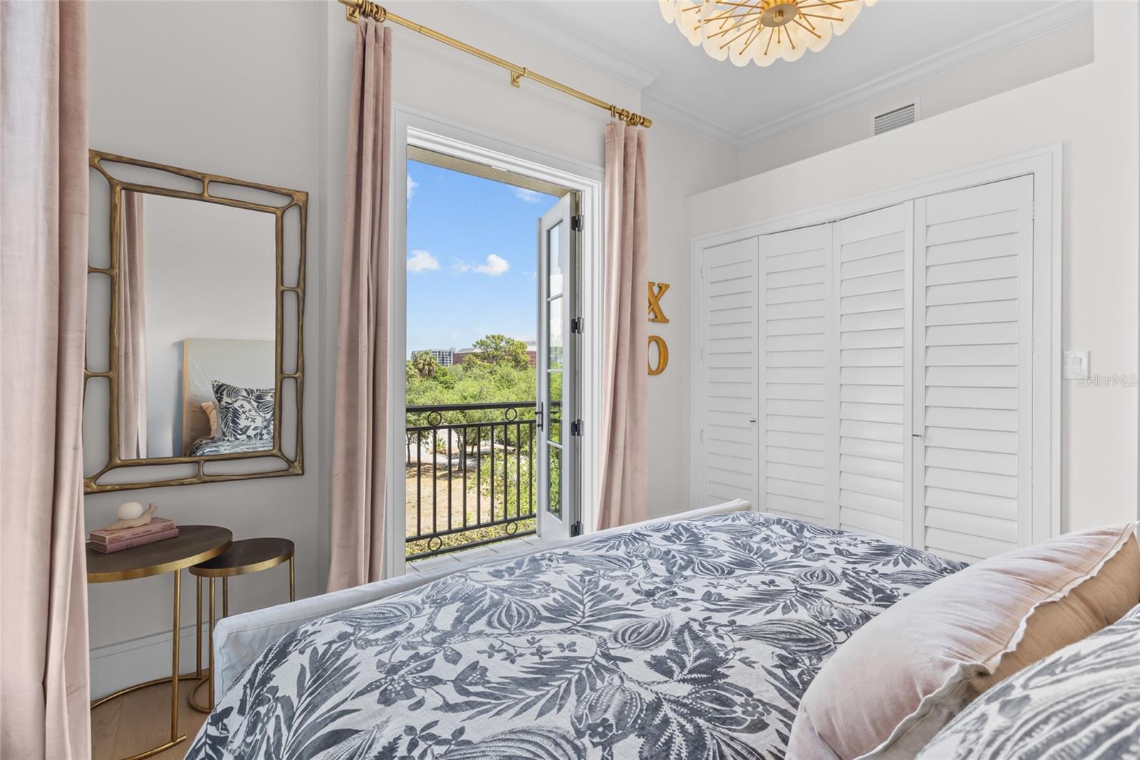 Image 14 of 32 For 445 Orange Avenue 309