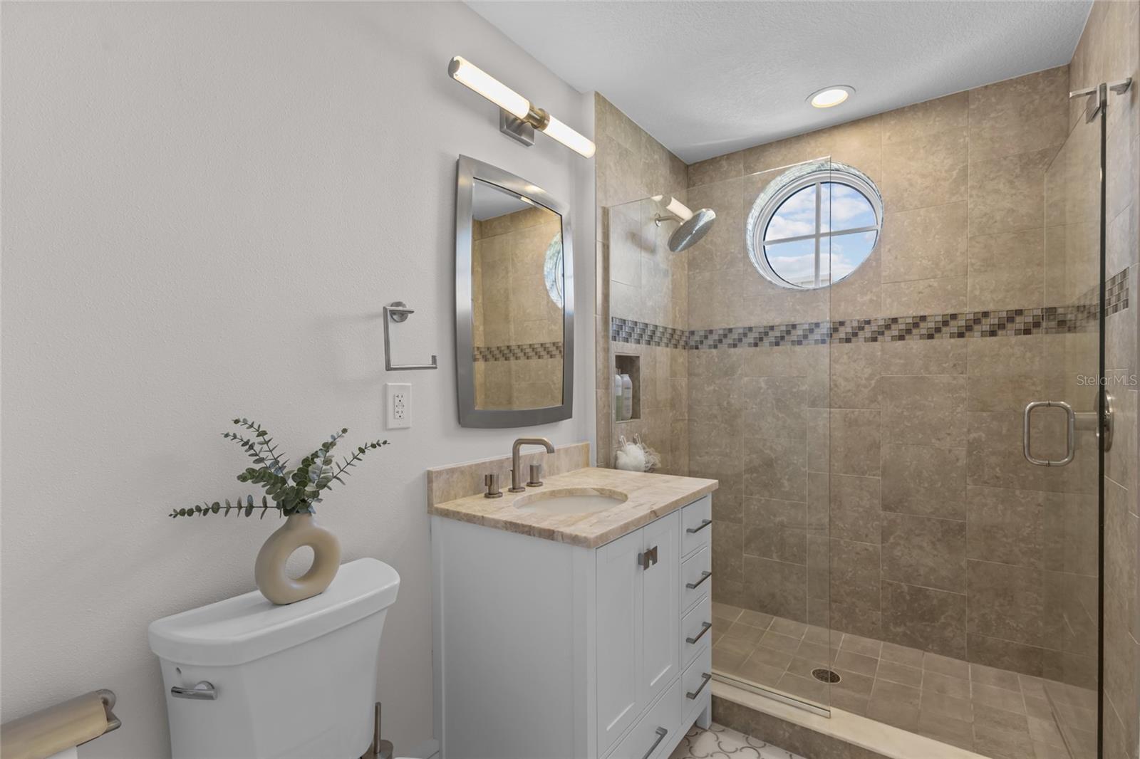 Image 20 of 32 For 445 Orange Avenue 309