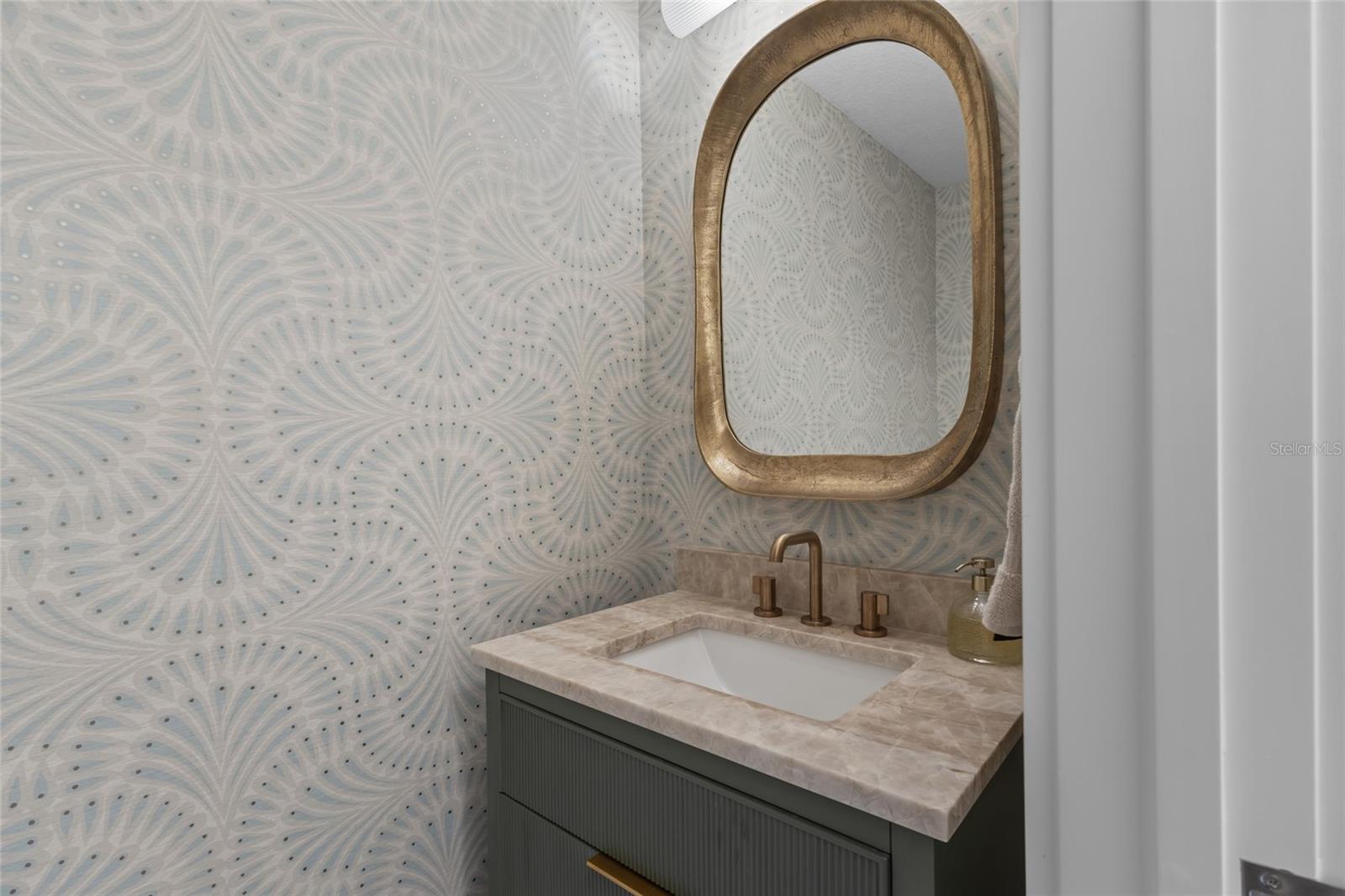 Image 26 of 32 For 445 Orange Avenue 309