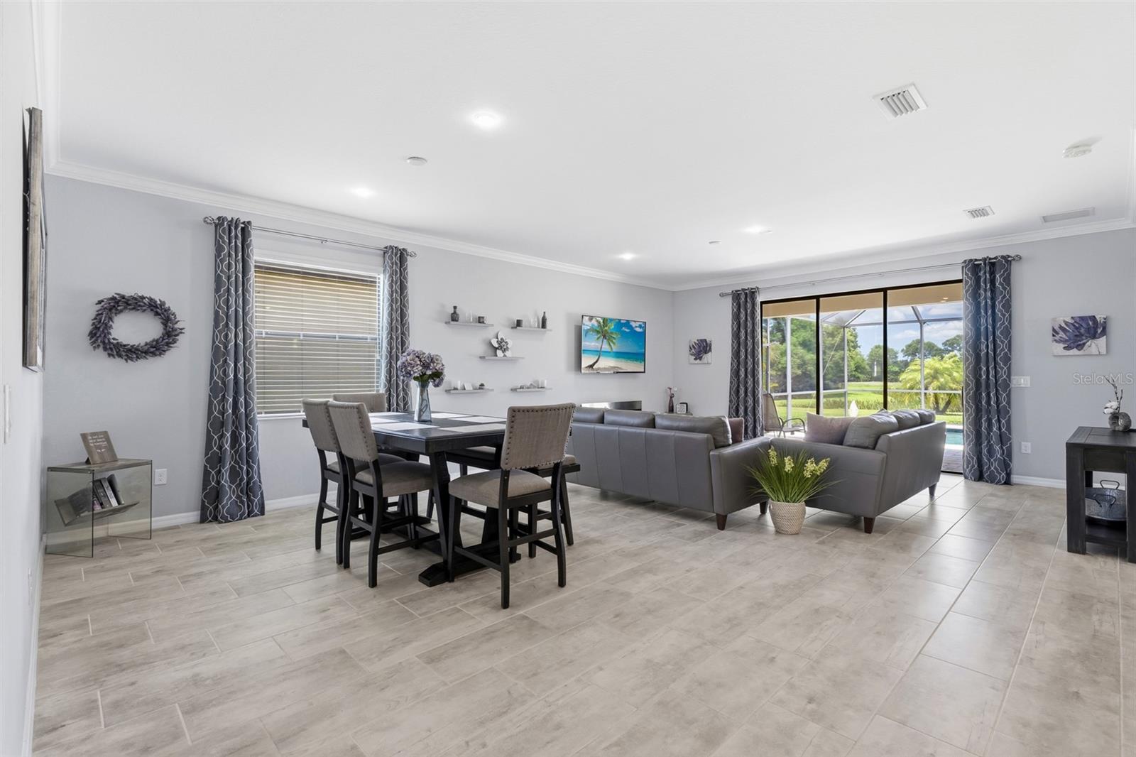 Image 10 of 77 For 10103 Marbella Drive