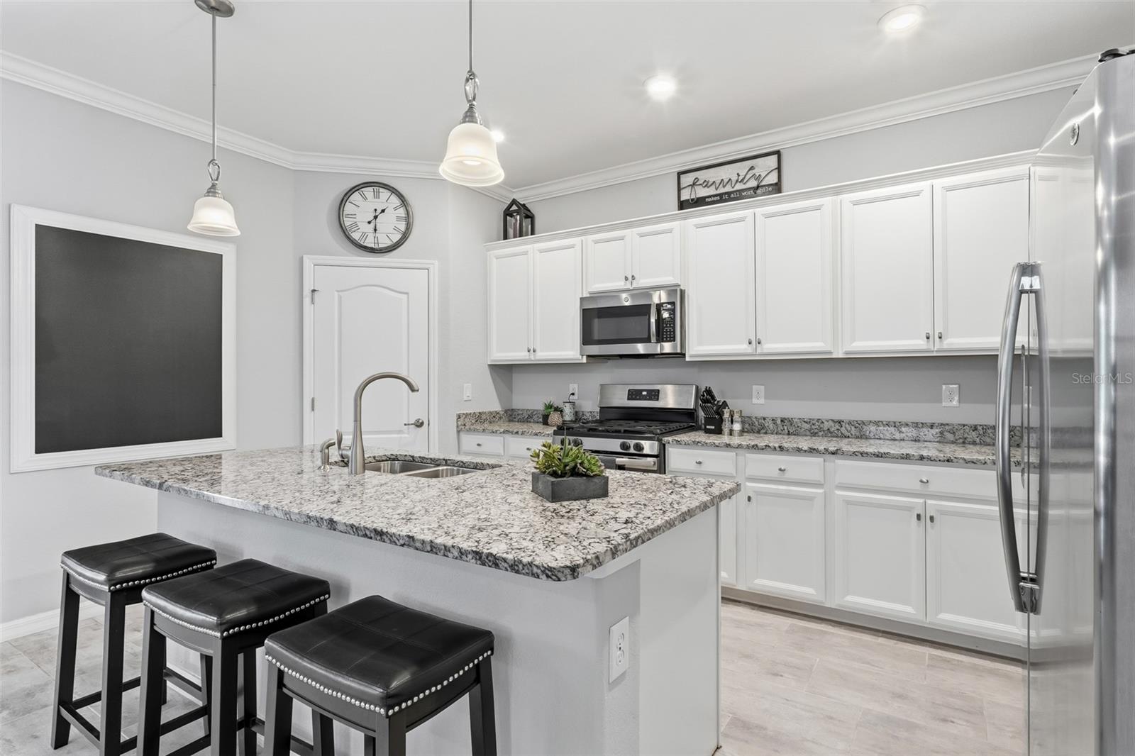 Image 14 of 77 For 10103 Marbella Drive