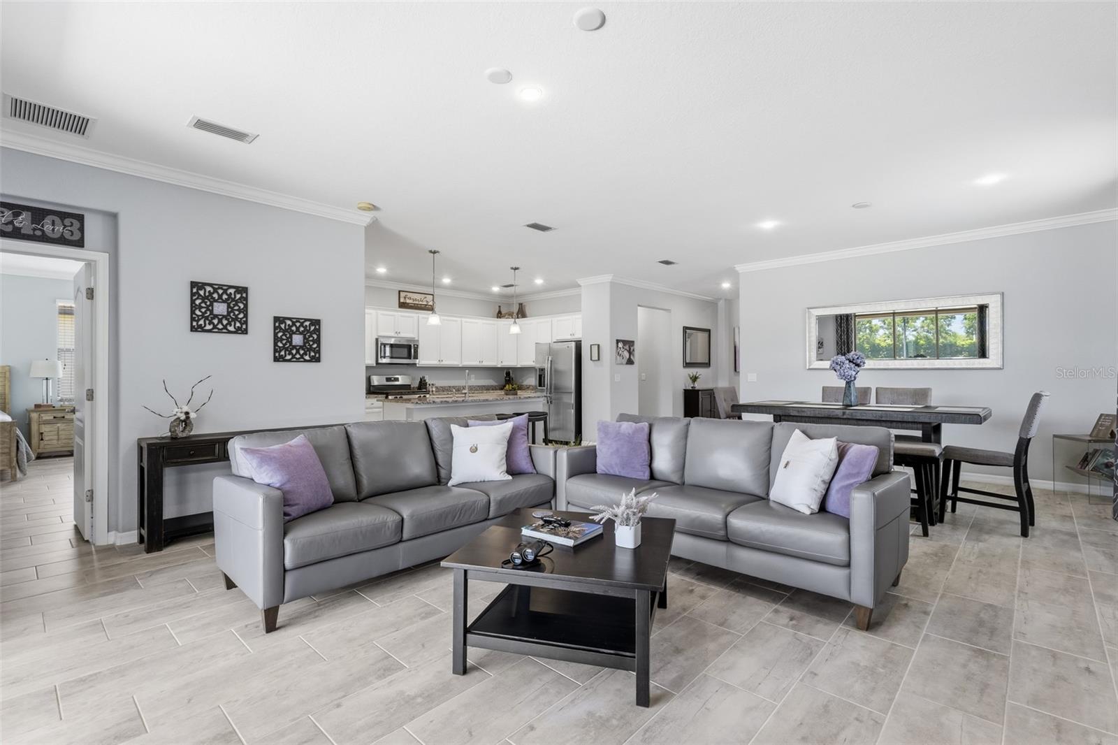 Image 19 of 77 For 10103 Marbella Drive