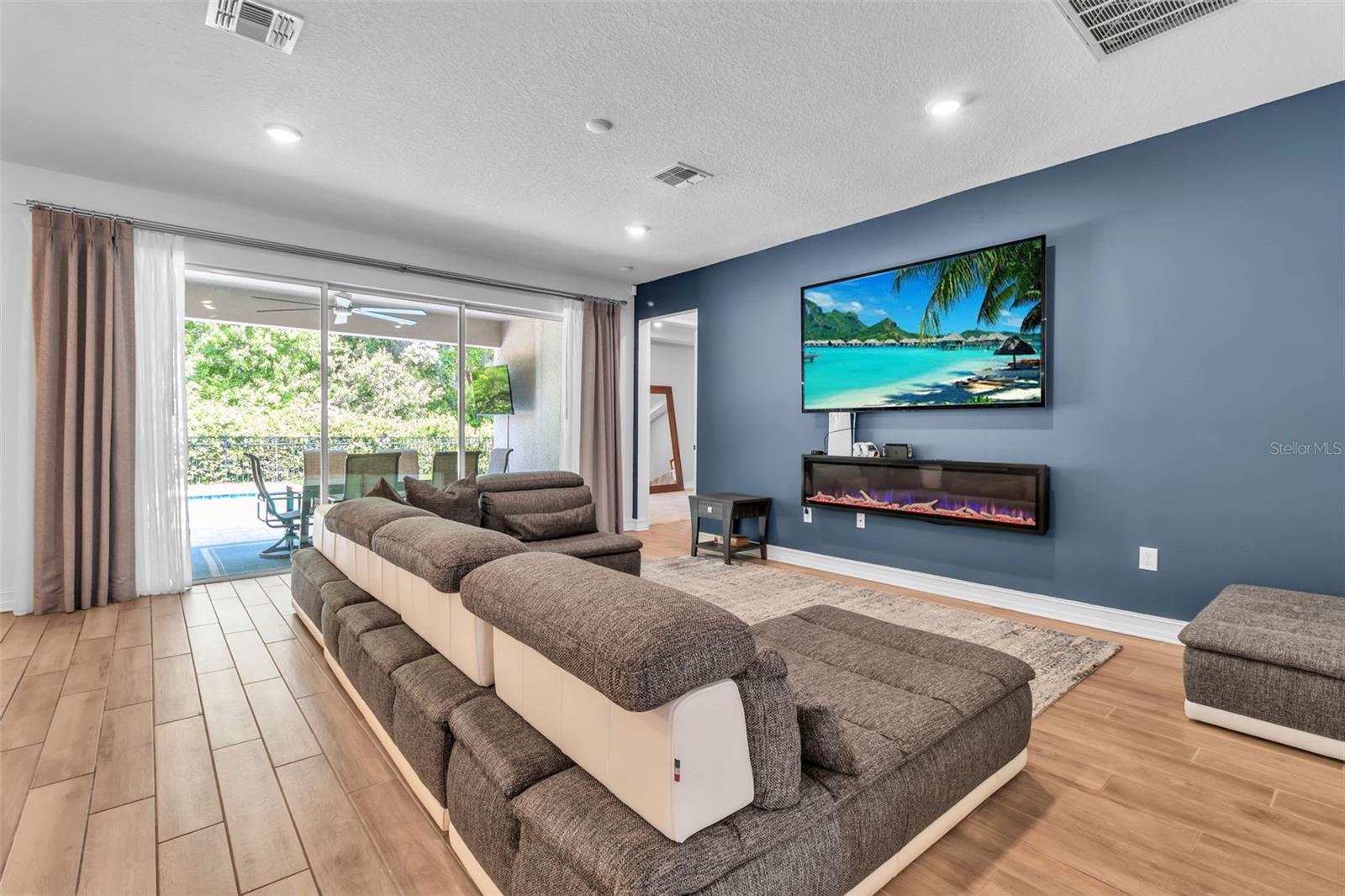 Image 8 of 58 For 7336 Great Egret Boulevard