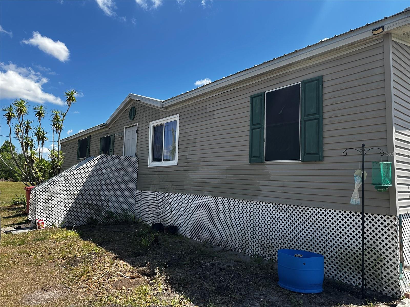 Image 3 of 39 For 2765 Kerlew Drive