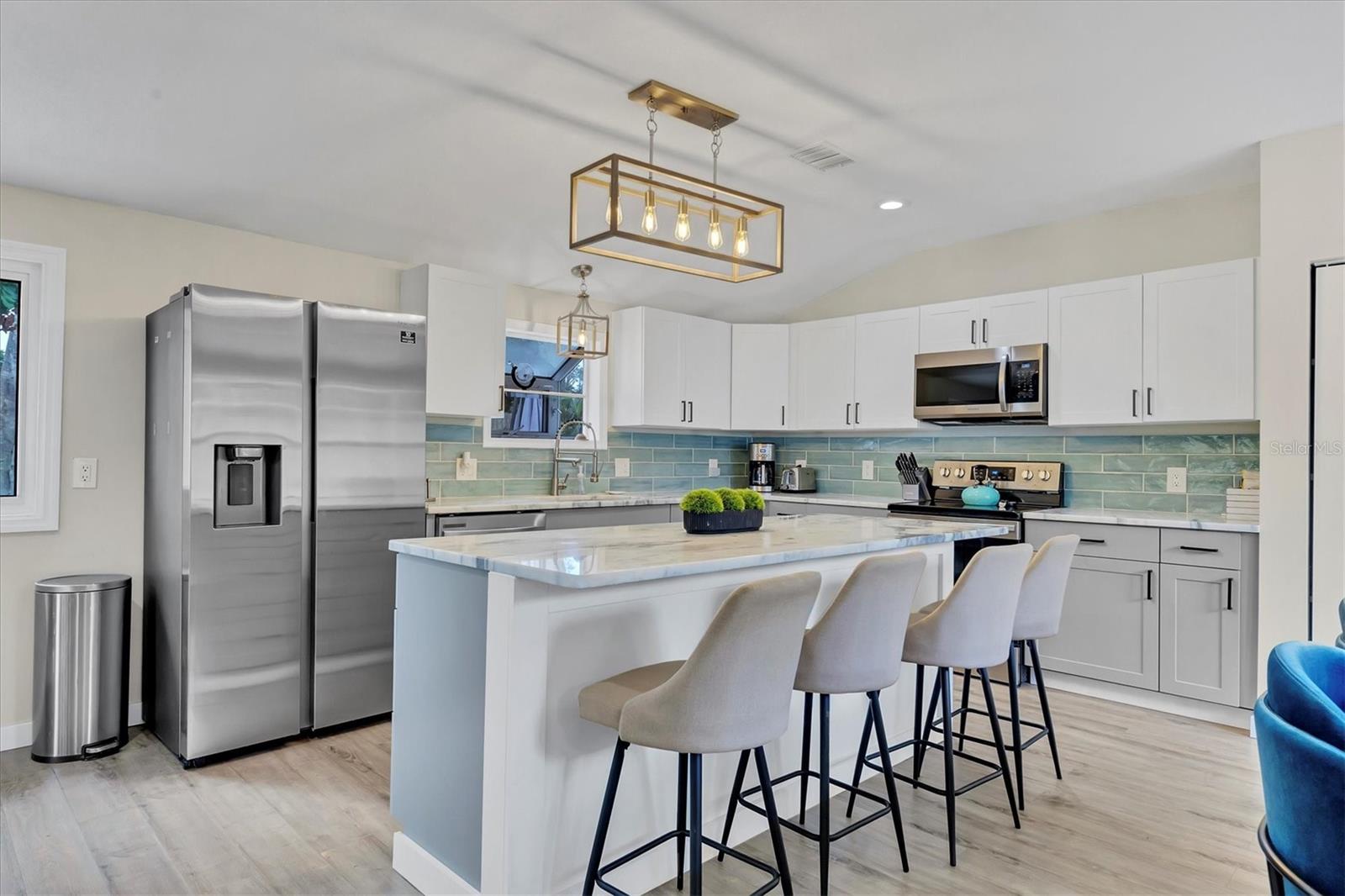 Image 14 of 30 For 4110 Iola Drive