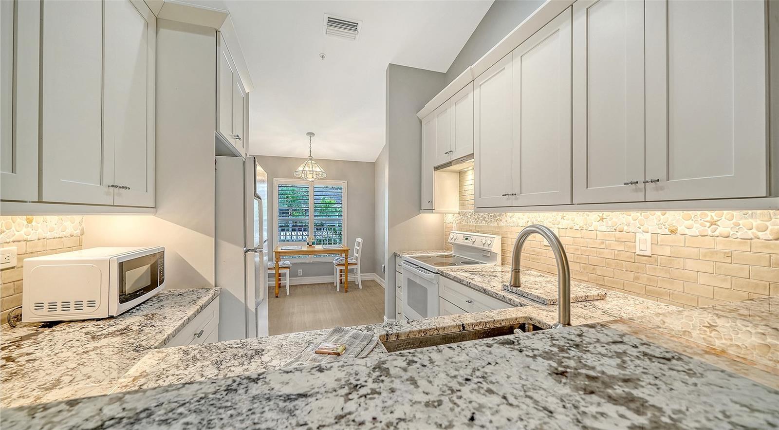 Image 12 of 48 For 4640 Tower Hill Lane 2325