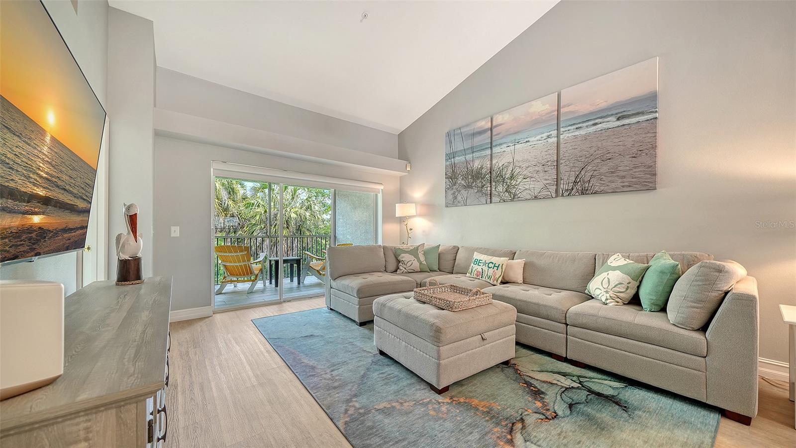 Image 4 of 48 For 4640 Tower Hill Lane 2325