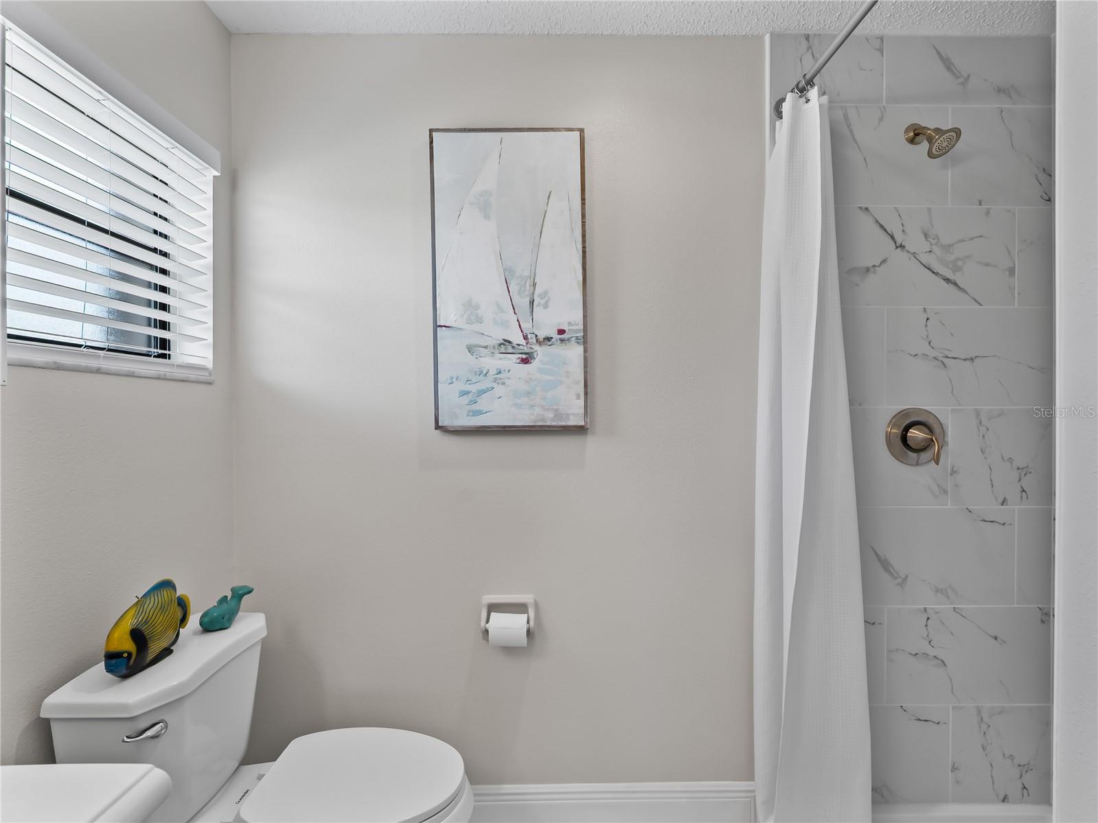 Image 31 of 49 For 929 Capri Isles Boulevard 27
