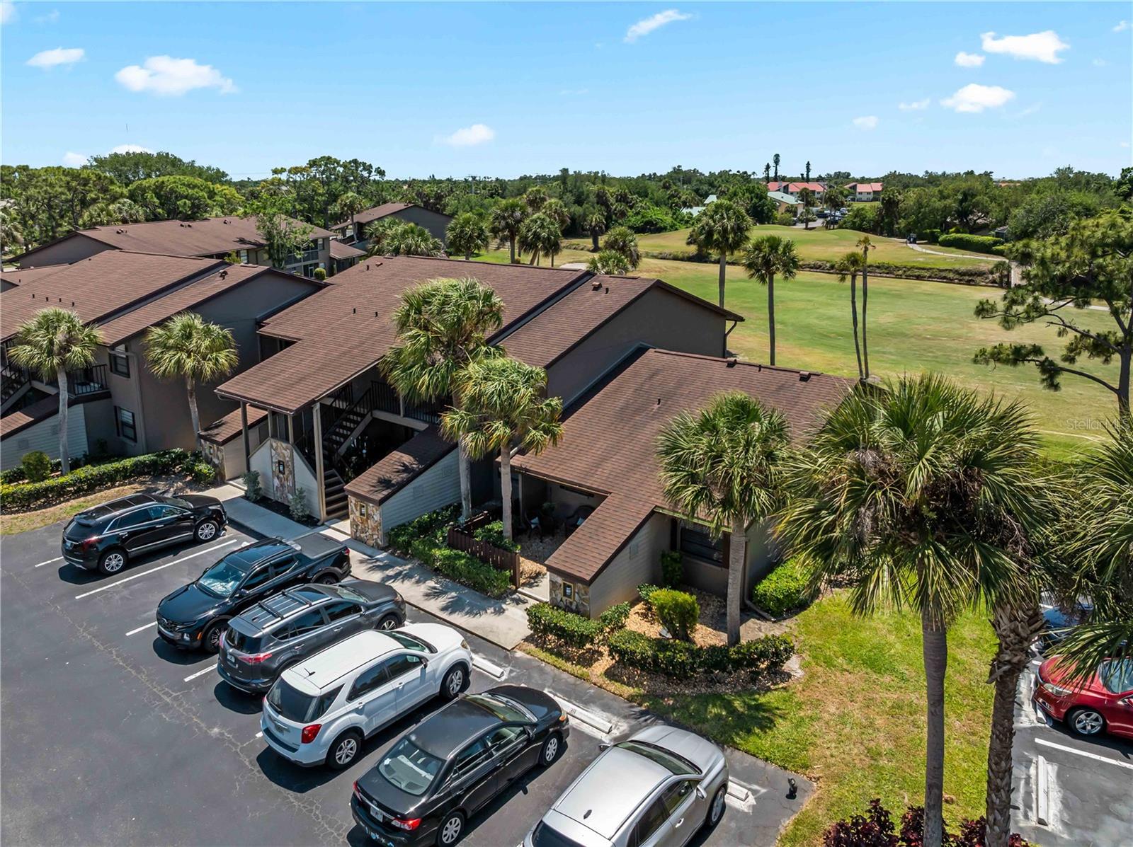 Image 7 of 49 For 929 Capri Isles Boulevard 27