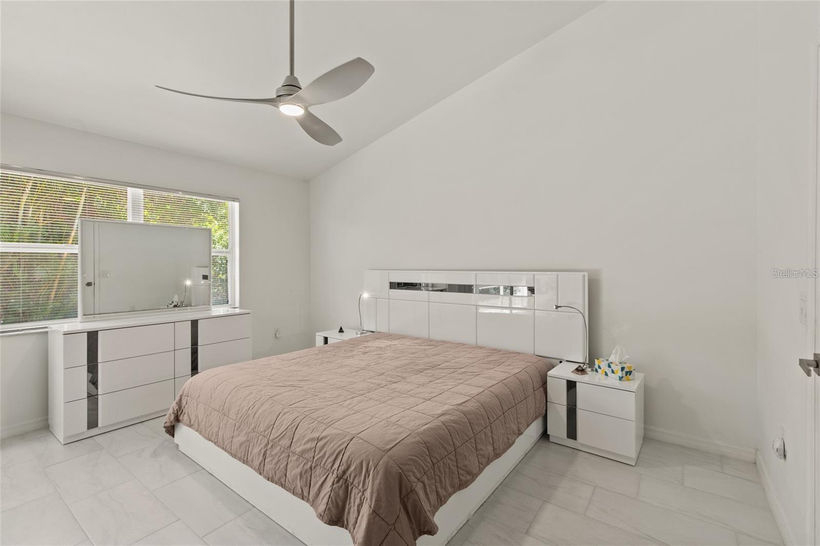 Image 10 of 19 For 5623 Monte Rosso Road