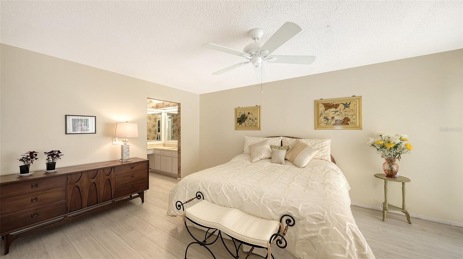 Image 24 of 40 For 4638 Willow Wood Circle 34
