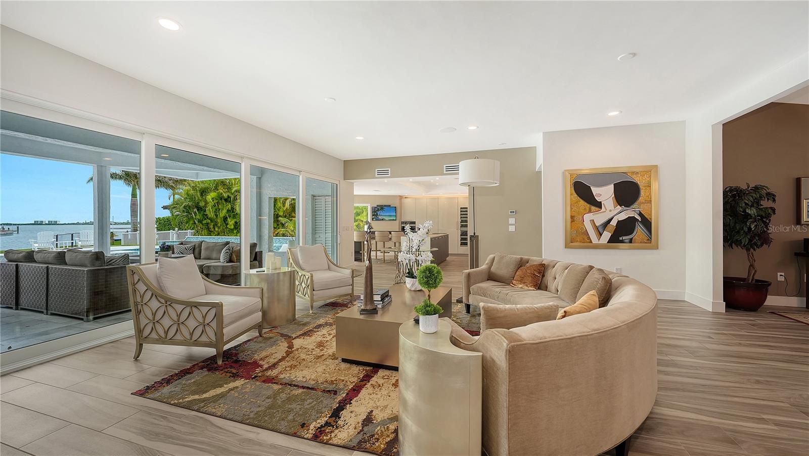 Image 15 of 55 For 7689 Cove Terrace