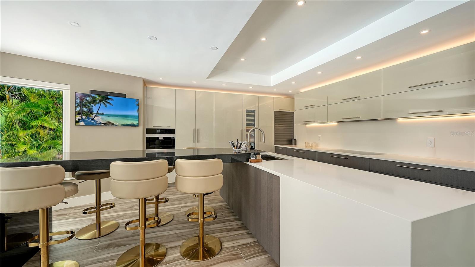 Image 32 of 55 For 7689 Cove Terrace