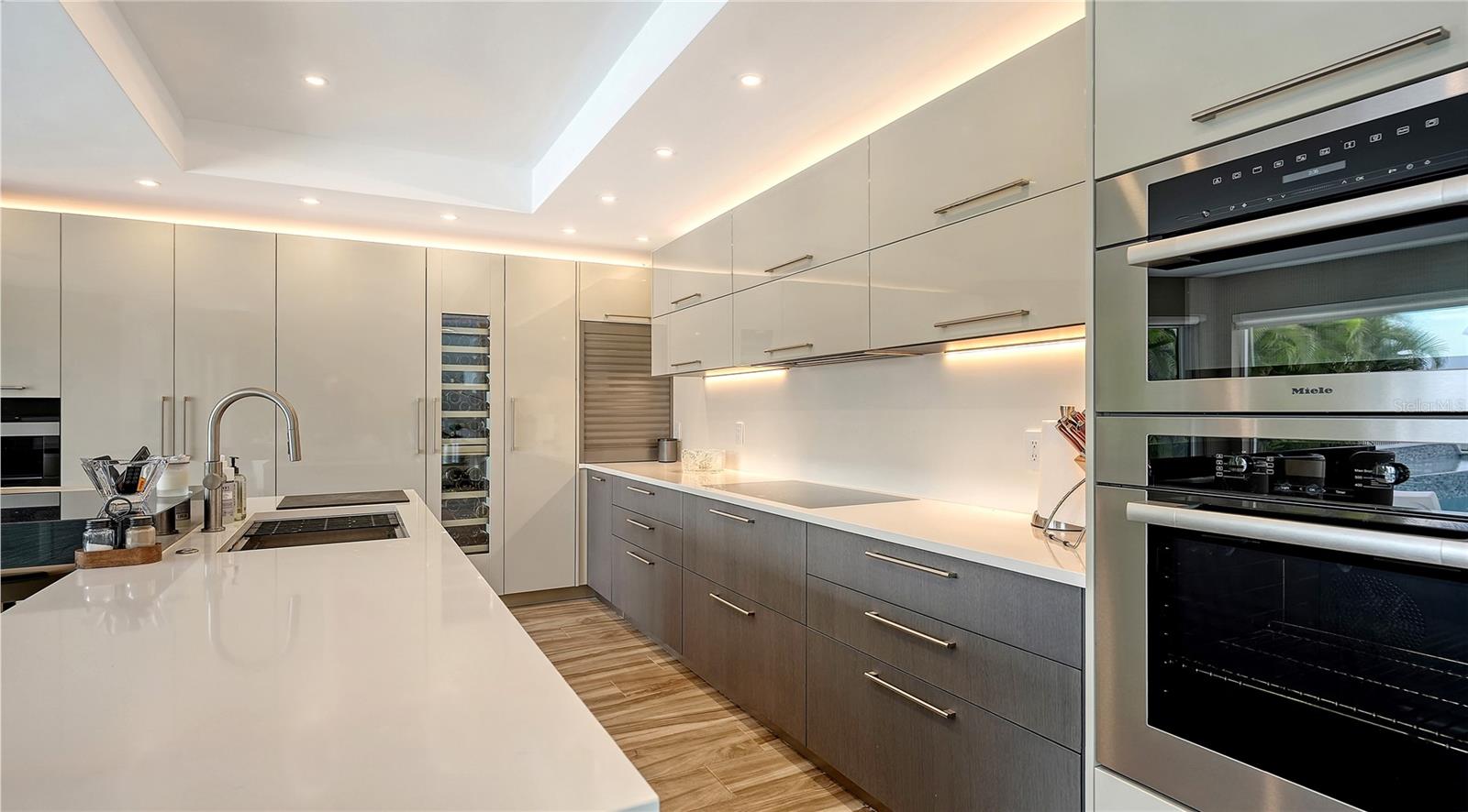 Image 35 of 55 For 7689 Cove Terrace