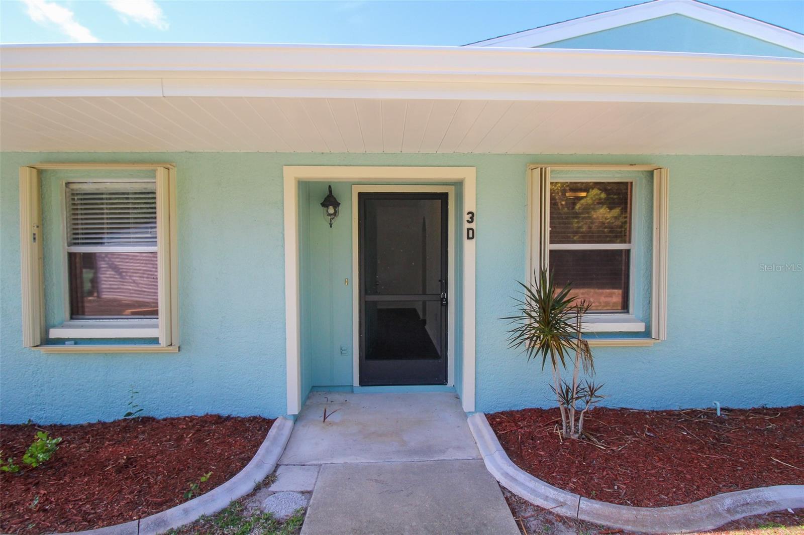 Image 2 of 28 For 25068 Harborview Road 3d