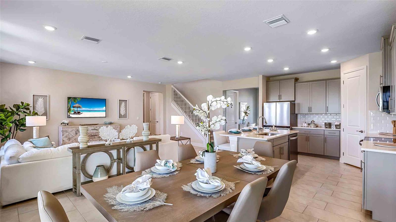 Image 7 of 35 For 4306 Silver Birch Court