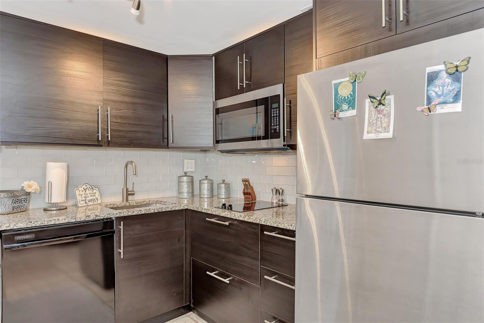 Image 8 of 29 For 1045 40th Street A